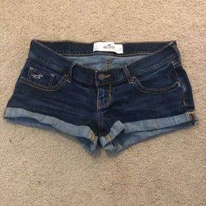 Hollister short